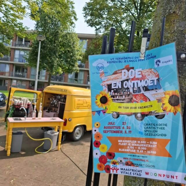 In samenwerking met stichting 'T Terwörmke hebben we vandaag de bewoners uit Nazareth bijeen gebracht voor een gezellig babbeltje met een lekker bakkie koffie☕️
De volgende data zijn we er weer! Jullie ook?😁💛