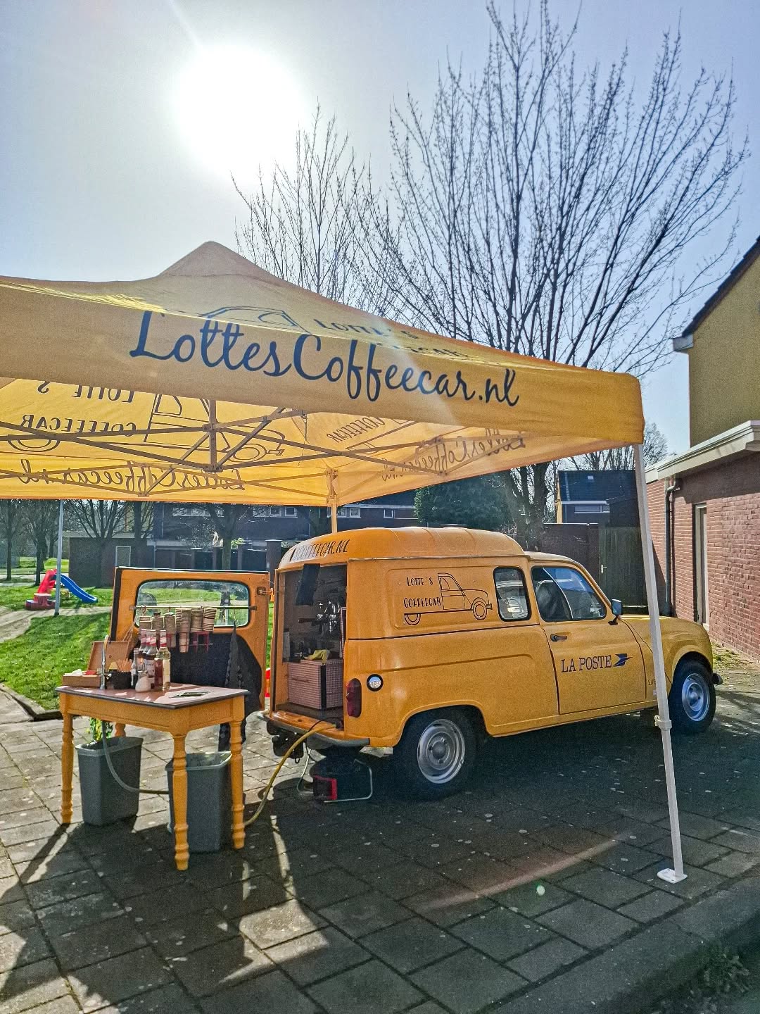 De start van het seizoen is vorige week begonnen!! Op naar een supermooi & succesvol jaar!💛

Wil je Lotte's Coffeecar graag boeken? 
Mail me snel of check mijn website: https://lottescoffeecar.nl/

Ik zie jullie snel, liefs Lotte🫶☕️